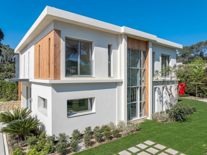 Image No.3-4 Bed House for sale