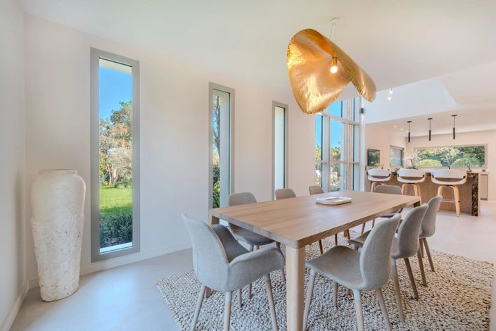 Image No.6-4 Bed House for sale