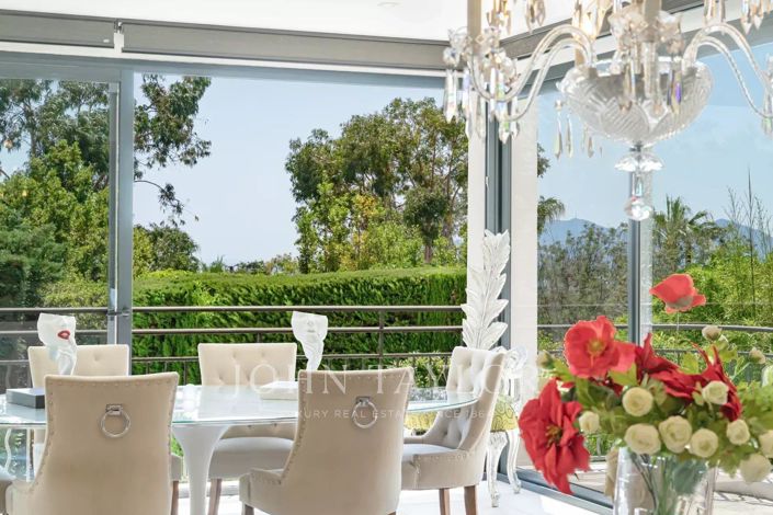 Image No.7-5 Bed House for sale