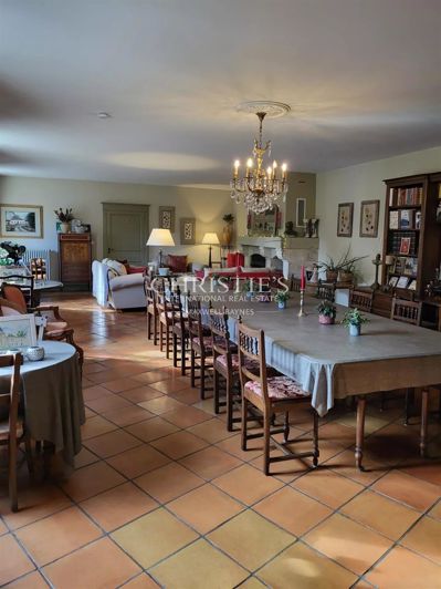 Image No.5-5 Bed House for sale