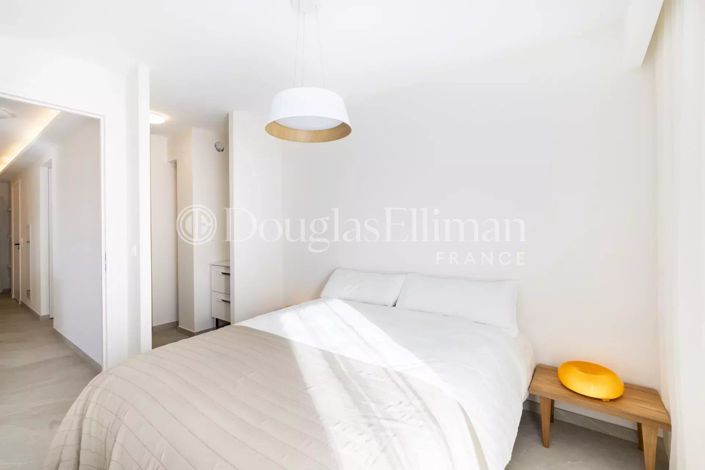 Image No.12-4 Bed Apartment for sale