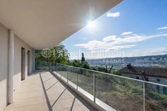 Image No.2-4 Bed Apartment for sale