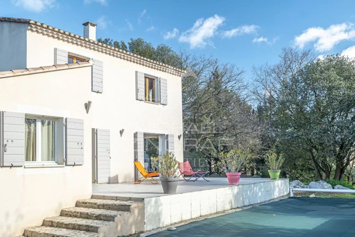 Image No.3-4 Bed House for sale