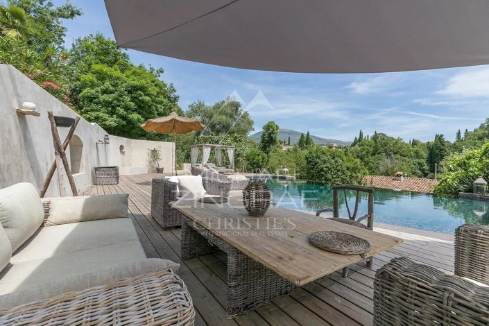 Image No.9-7 Bed House for sale