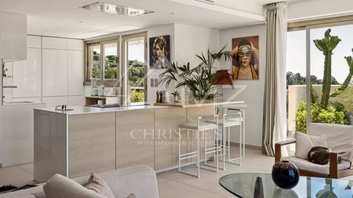 Image No.7-3 Bed Apartment for sale