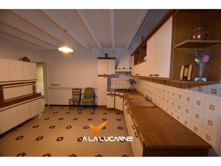 Image No.6-4 Bed House for sale