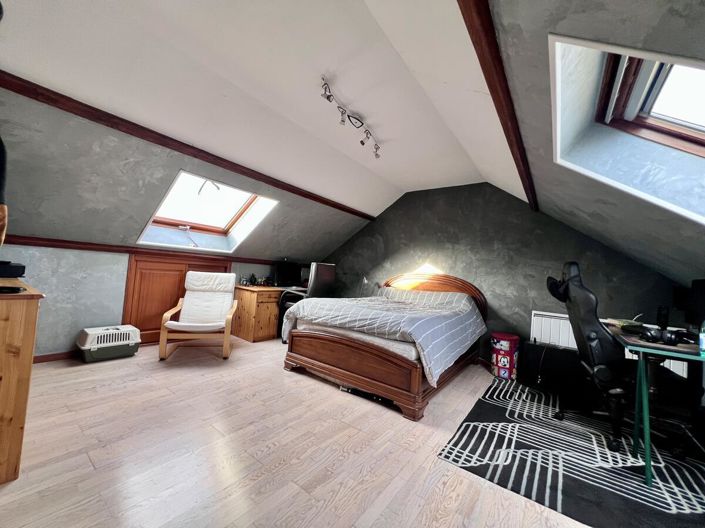 Image No.7-4 Bed House for sale