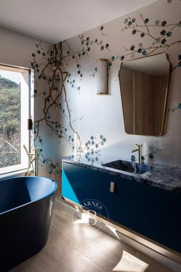 Image No.12-4 Bed House for sale