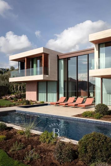 Image No.3-4 Bed House for sale