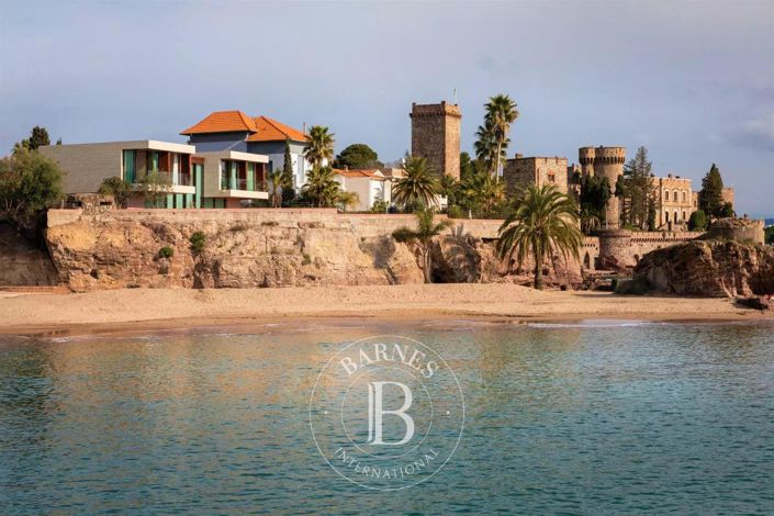 Image No.3-4 Bed House for sale