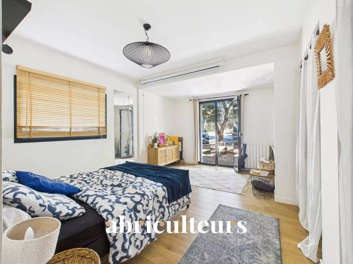 Image No.13-4 Bed House for sale