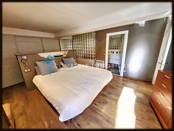 Image No.11-8 Bed House for sale