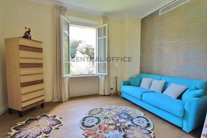 Image No.11-3 Bed Apartment for sale