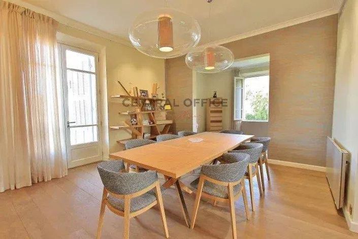 Image No.8-3 Bed Apartment for sale