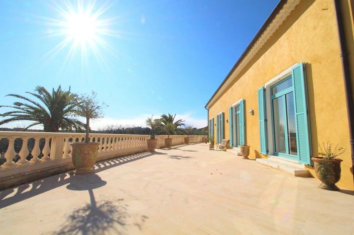 Image No.3-6 Bed House for sale