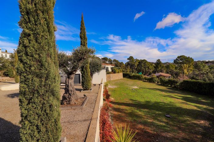 Image No.29-3 Bed House for sale