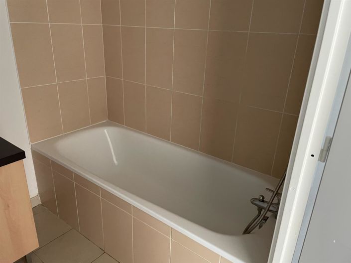 Image No.6-Appartement de 2 chambres à vendre à Blaye