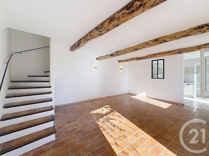 Image No.2-2 Bed House for sale