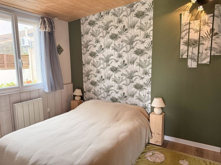 Image No.17-2 Bed House for sale