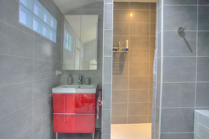 Image No.12-3 Bed Apartment for sale