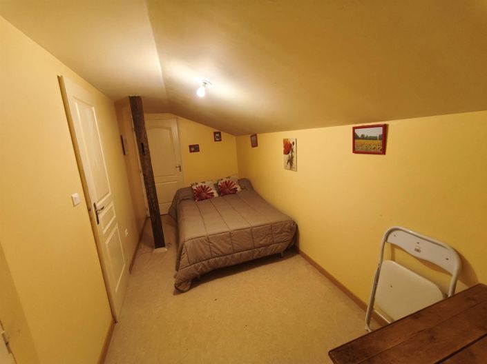 Image No.18-4 Bed House for sale