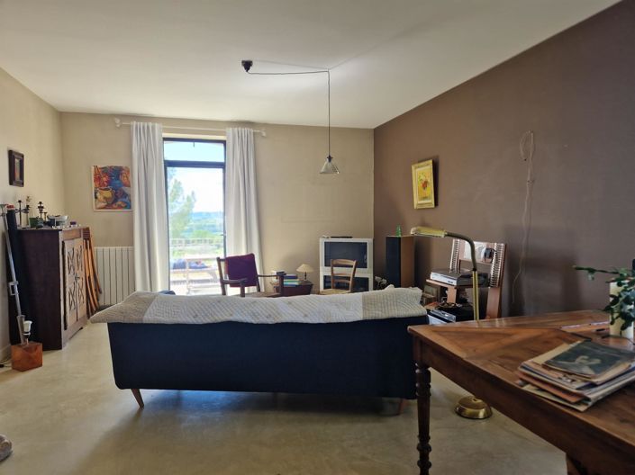 Image No.7-5 Bed House for sale