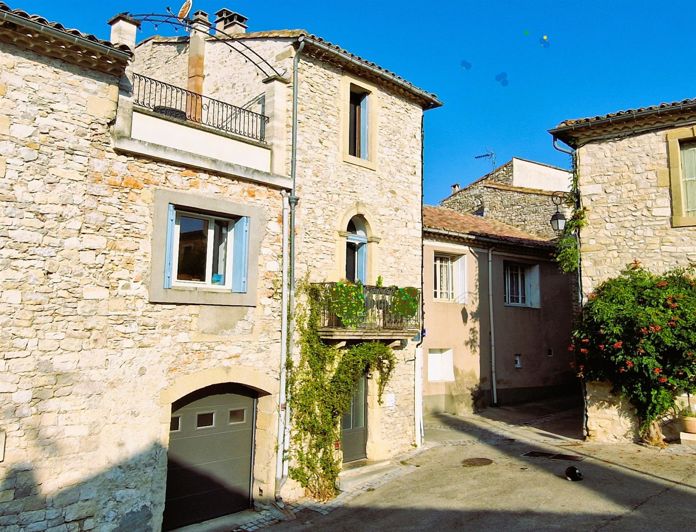 Image No.2-4 Bed House for sale