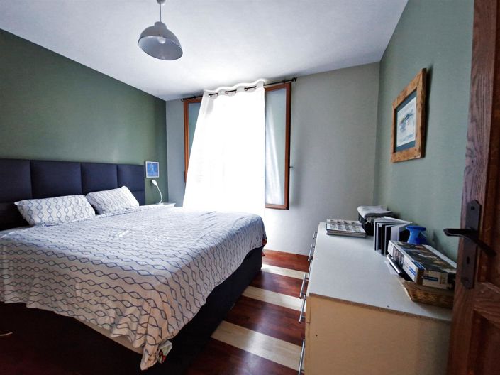 Image No.5-4 Bed House for sale