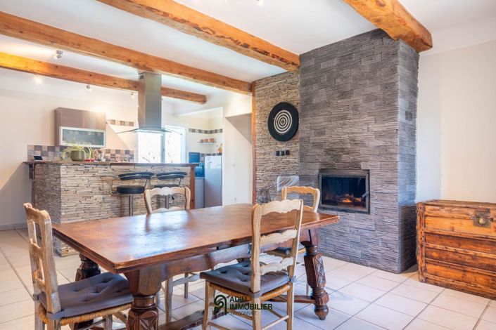 Image No.8-3 Bed House for sale