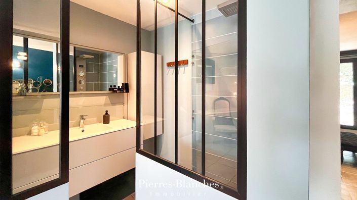 Image No.8-Maison de 4 chambres à vendre à Nîmes