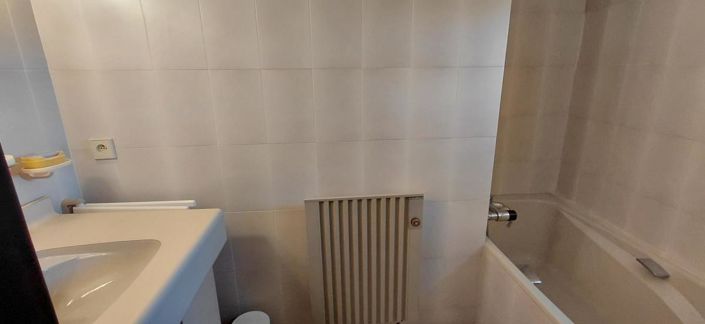 Image No.48-5 Bed House for sale