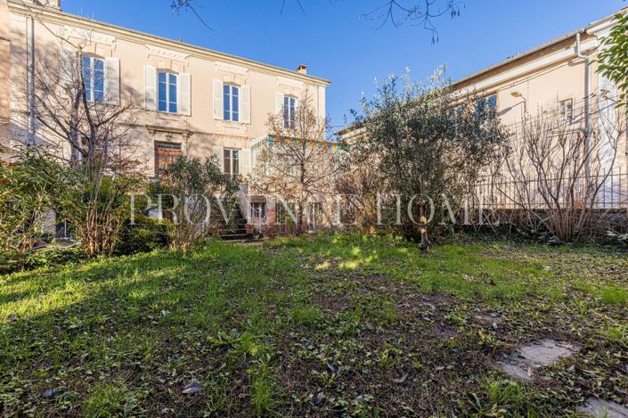 Image No.10-9 Bed House for sale