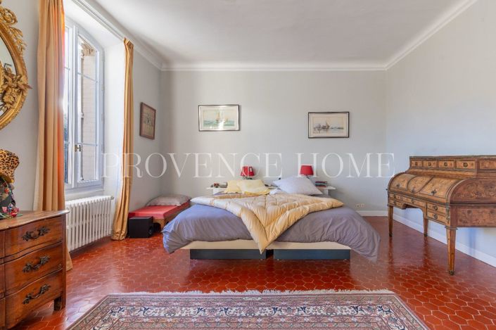 Image No.17-9 Bed House for sale