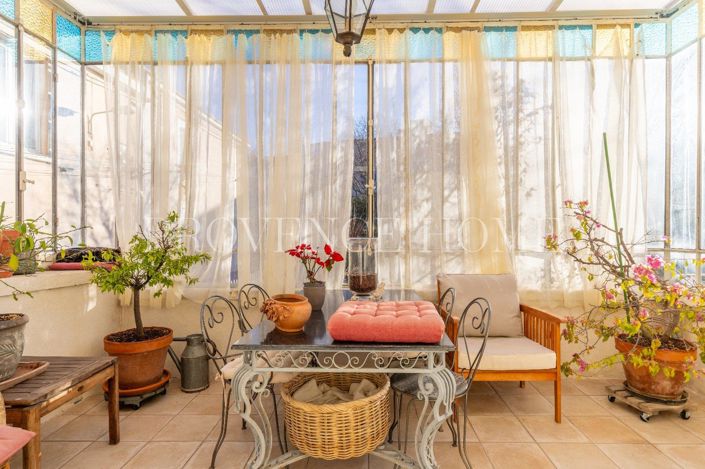 Image No.2-9 Bed House for sale