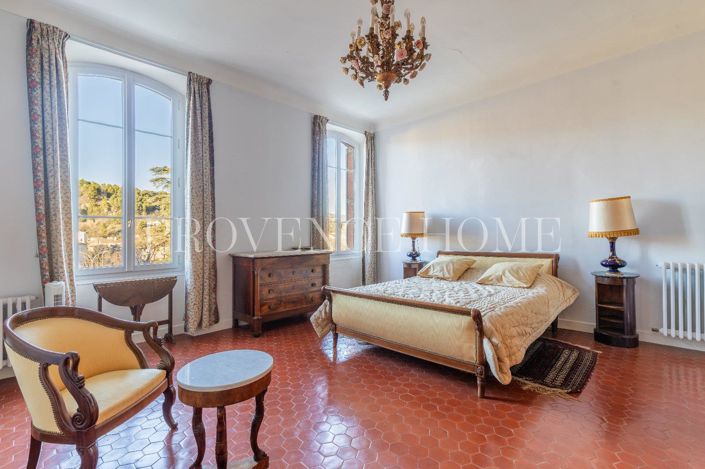 Image No.9-9 Bed House for sale