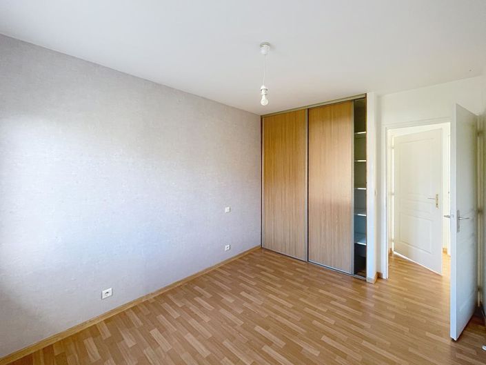 Image No.13-3 Bed House for sale