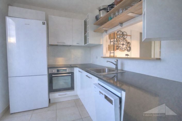 Image No.3-Appartement de 2 chambres à vendre à Ferney-Voltaire