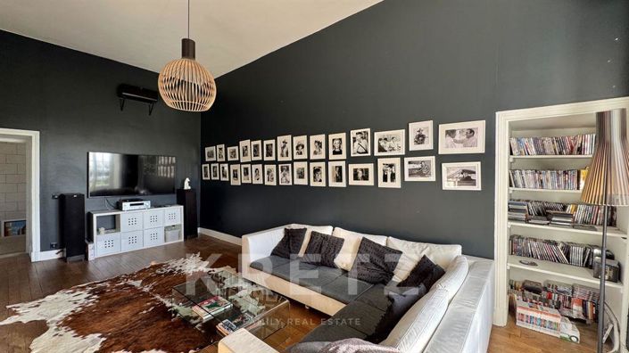 Image No.14-20 Bed Property for sale