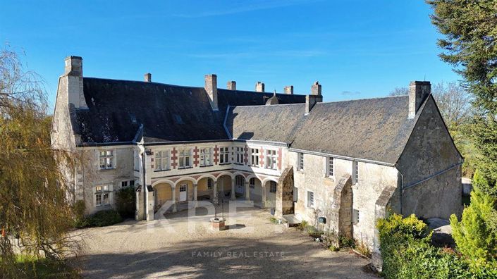 Image No.3-20 Bed Property for sale