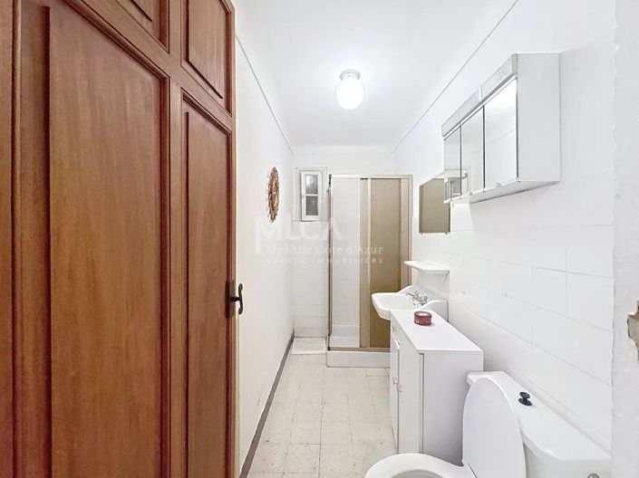 Image No.5-House for sale