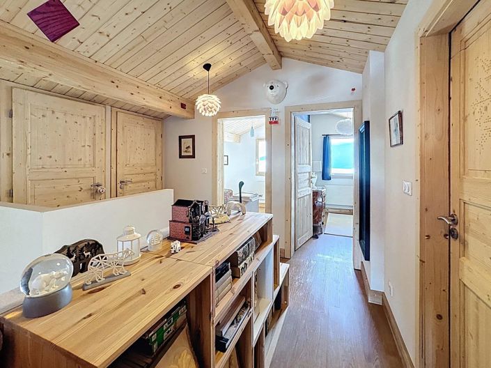 Image No.23-6 Bed House for sale