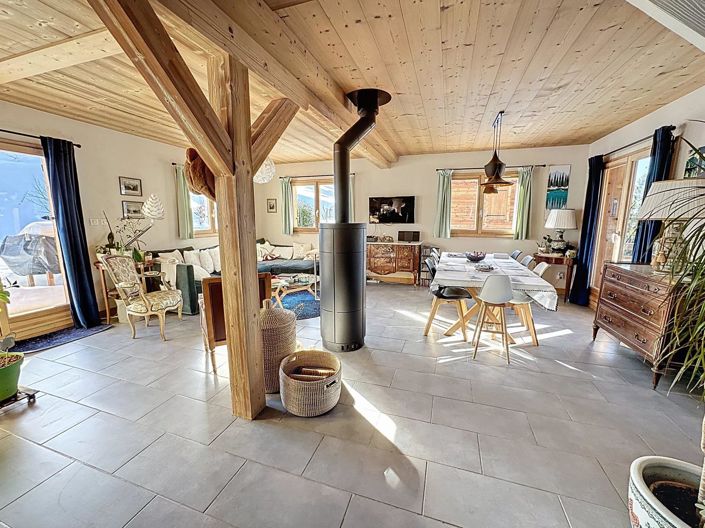 Image No.3-6 Bed House for sale