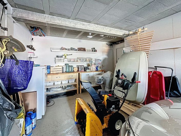 Image No.34-6 Bed House for sale