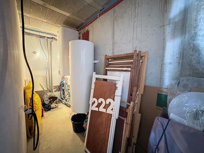 Image No.35-6 Bed House for sale