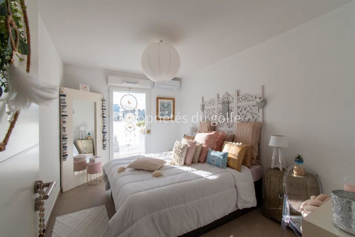 Image No.10-2 Bed Apartment for sale