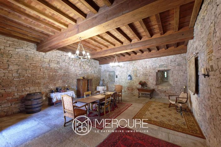 Image No.10-6 Bed House for sale