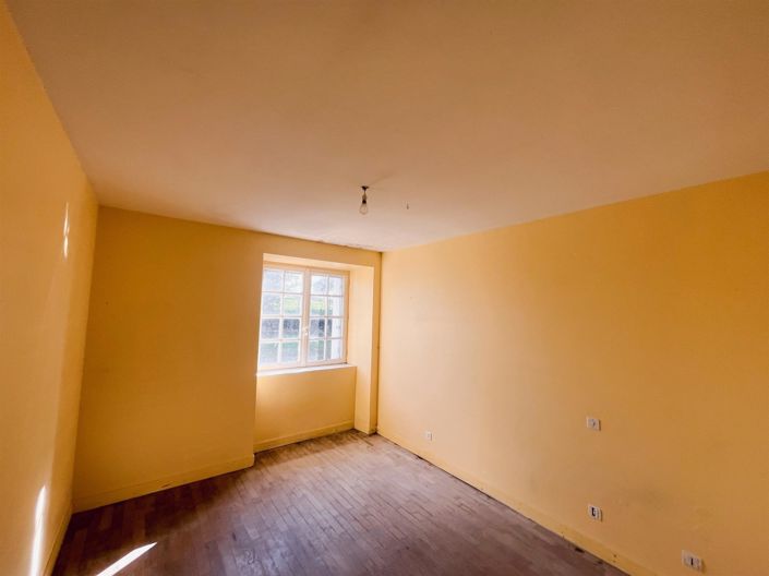 Image No.8-Maison de 2 chambres à vendre à Fougères