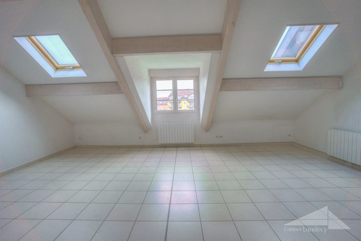 Image No.3-Appartement de 2 chambres à vendre à Saint-Genis-Pouilly
