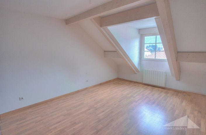Image No.5-Appartement de 2 chambres à vendre à Saint-Genis-Pouilly