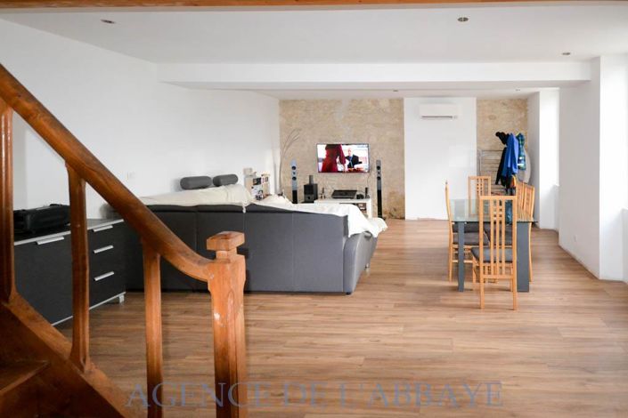 Image No.2-3 Bed House for sale